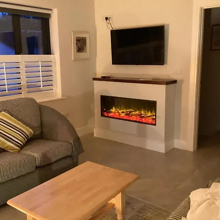 Retreats Harbour Lights * Roundstone