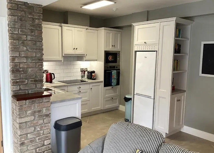 Harbour Lights * Roundstone