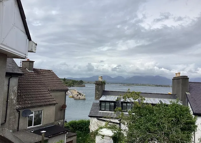 아파트 Retreats Harbour Lights